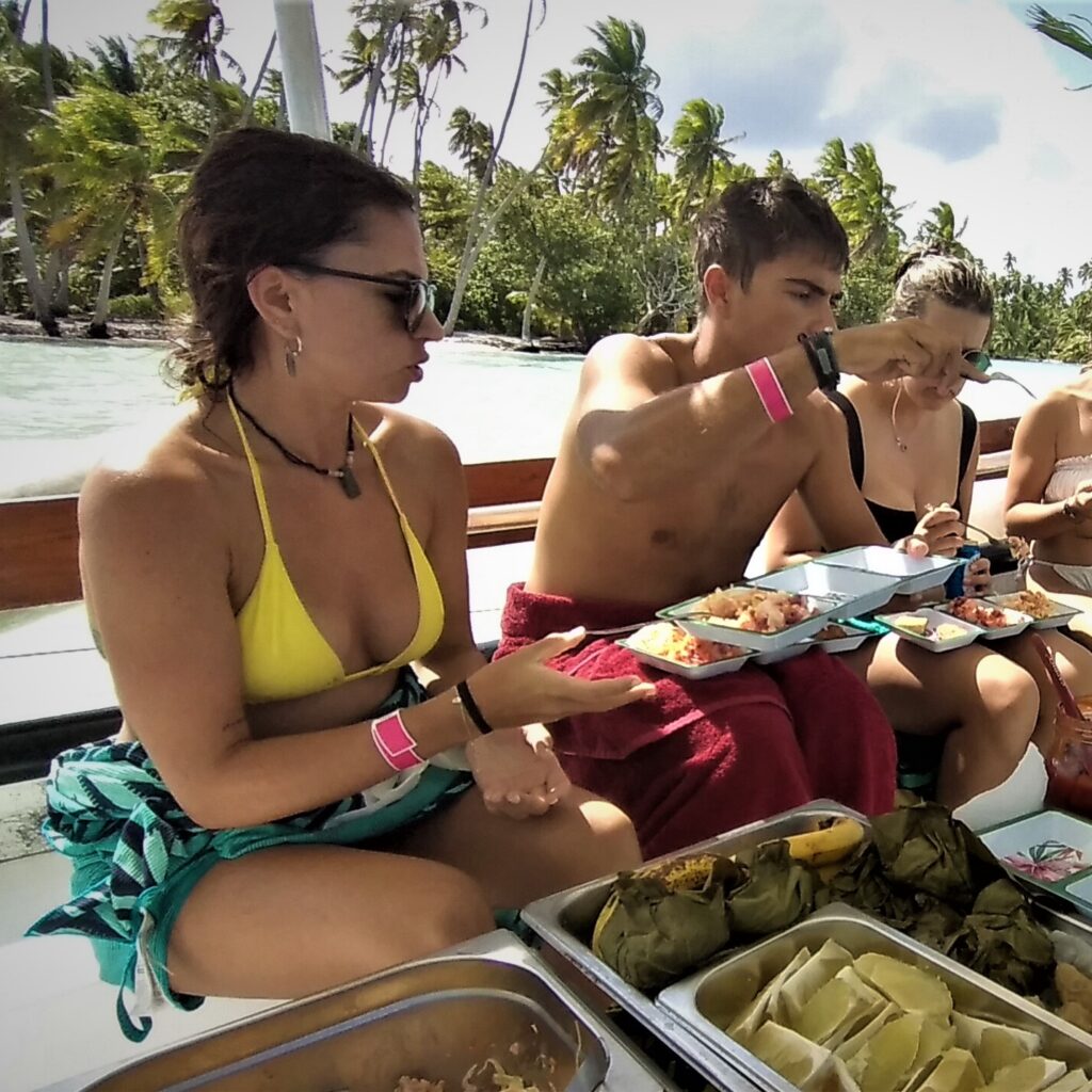 Détente sur un motu à Tahaa avec papa zoulou adventures